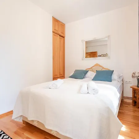 Beautiful 6bdr Holiday Nest Appartement