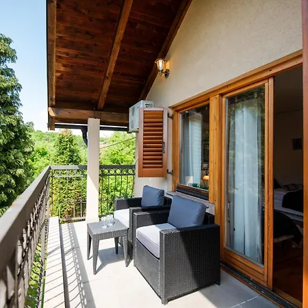 Beautiful 6bdr Holiday Nest Appartement *