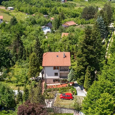 Beautiful 6bdr Holiday Nest *