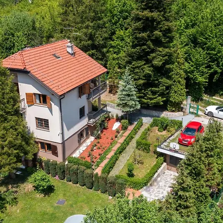 Beautiful 6bdr Holiday Nest